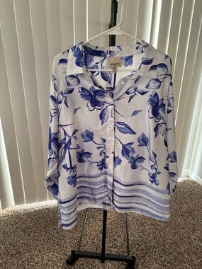 Industry White and Blue Floral Button-Up Blouse